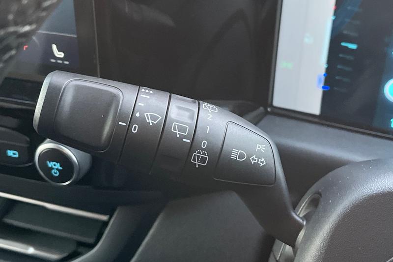 Used Ford E-Tourneo Custom 2025 for sale - 76830249: Photo 34