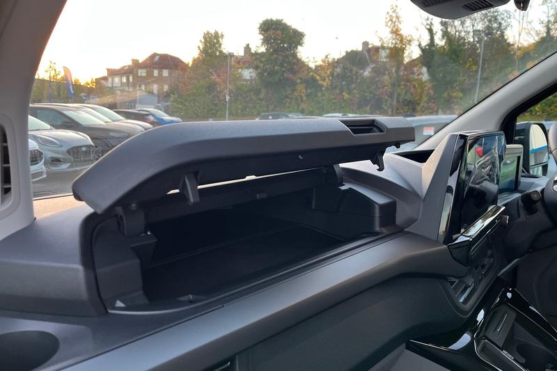 Used Ford E-Tourneo Custom 2025 for sale - 76830249: Photo 36