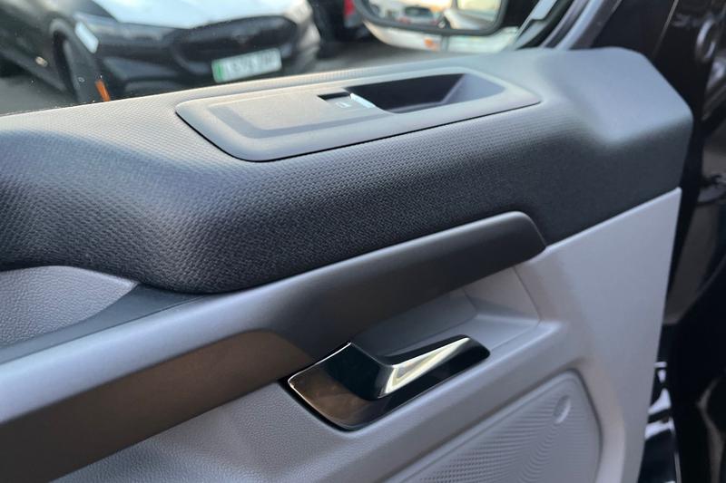 Used Ford E-Tourneo Custom 2025 for sale - 76830249: Photo 37