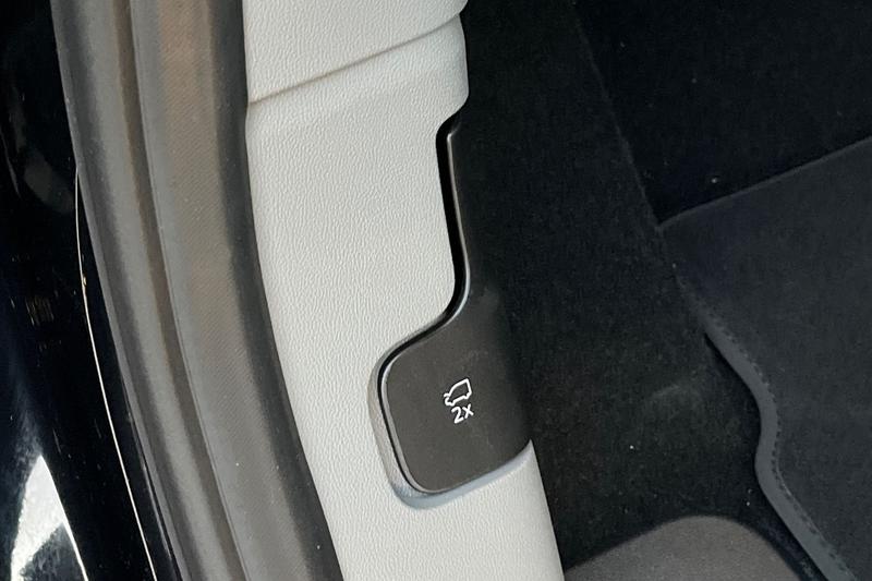 Used Ford E-Tourneo Custom 2025 for sale - 76830249: Photo 38