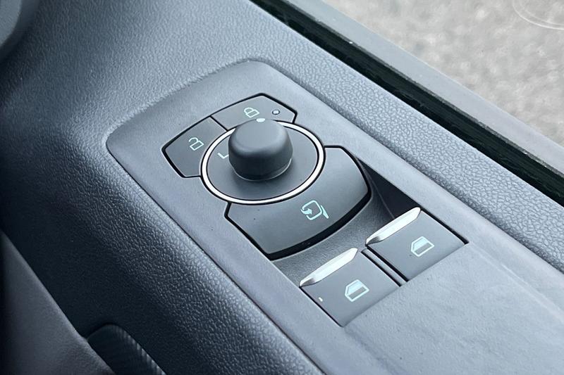 Used Ford Transit Custom 2024 for sale - 76290307: Photo 21