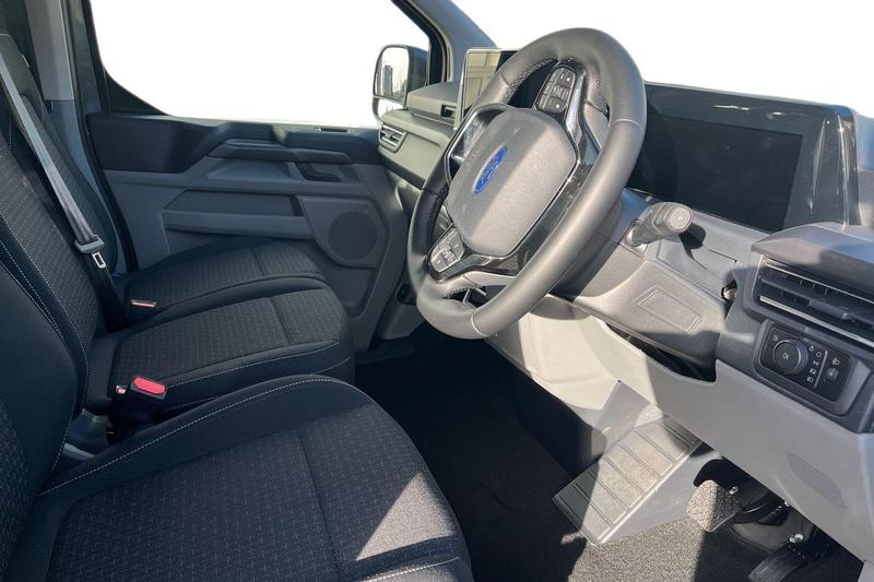 Used Ford Tourneo Custom 2025 for sale - 76580830: Photo 14