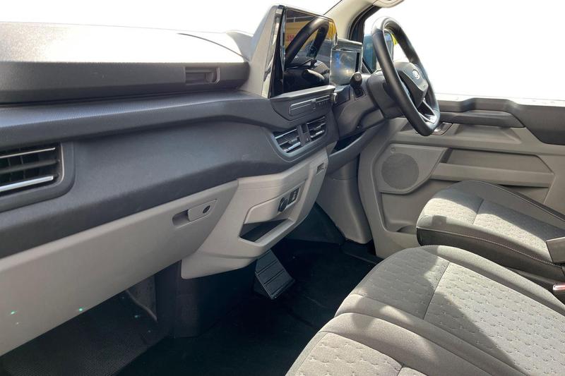 Used Ford Transit Custom 2025 for sale - 76355513: Photo 4