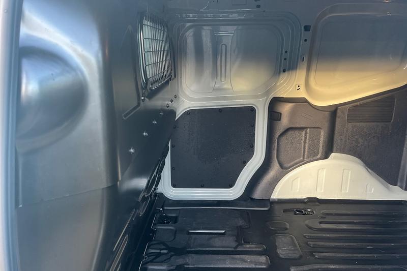 Used Ford Transit Courier 2024 for sale - 76895397: Photo 11