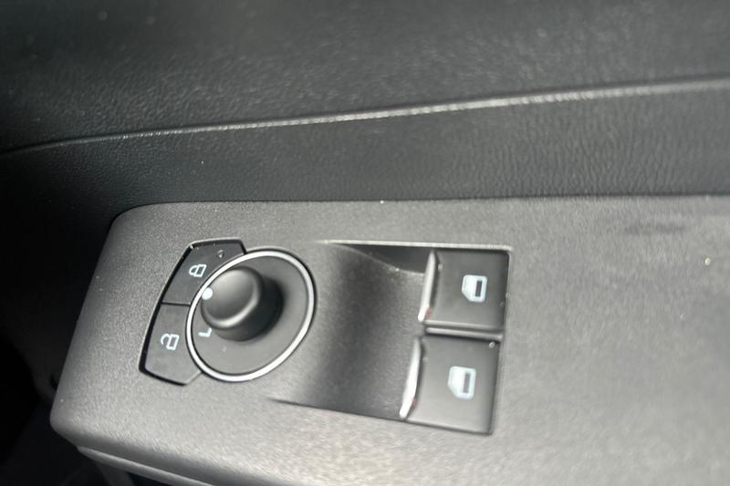 Used Ford Transit Courier for sale - 77855052: Photo 33