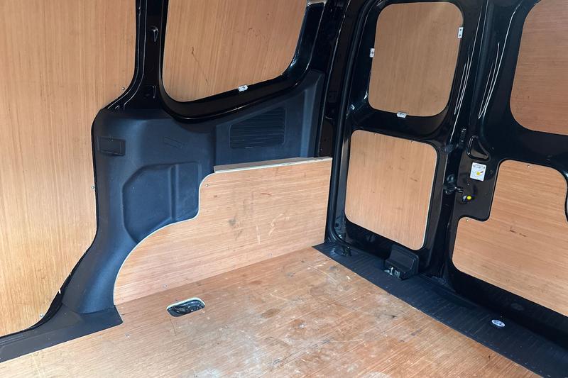 Used Ford Transit Courier for sale - 77855052: Photo 4