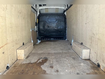Used Ford Transit 2023 for sale - 78630620: Photo