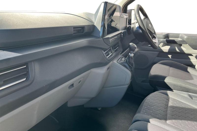 Used Ford Transit Custom 2024 for sale - 76382327: Photo 4