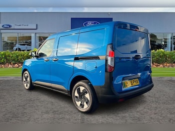 Used Ford Transit Courier 2025 for sale - 78413206: Photo
