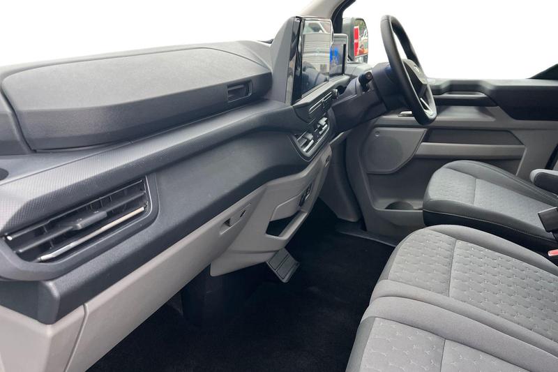 Used Ford Transit Custom 2025 for sale - 76895395: Photo 4