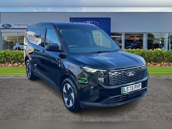 Used Ford Transit Courier 2025 for sale - 79852130: Photo