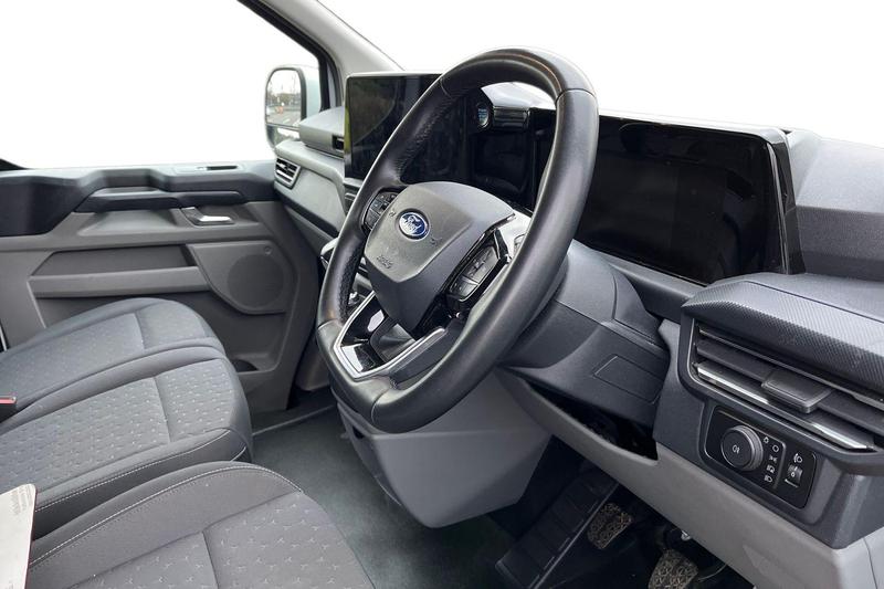Used Ford Transit Custom 2024 for sale - 77884437: Photo 13