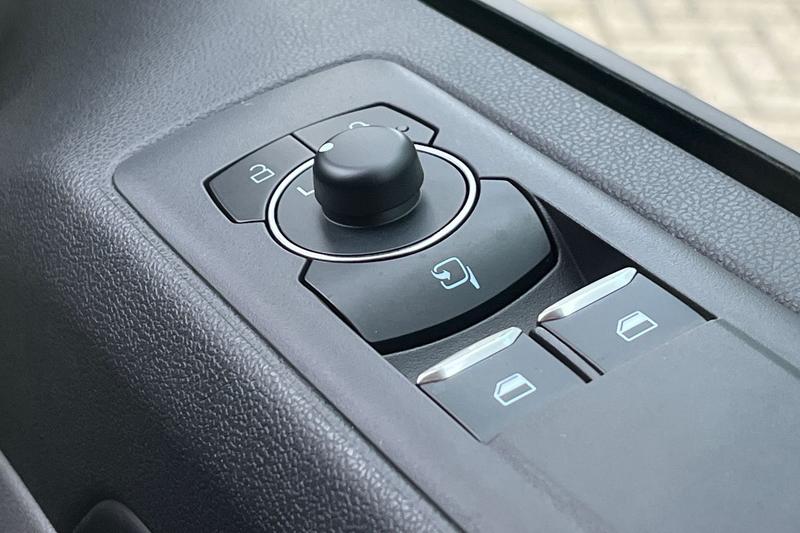 Used Ford Tourneo Custom 2025 for sale - 76545466: Photo 21