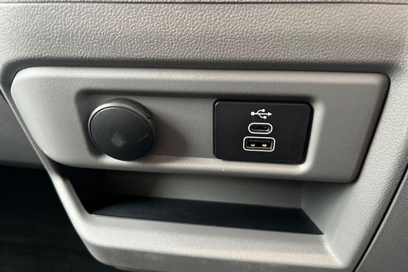 Used Ford Tourneo Custom 2025 for sale - 76545466: Photo 29