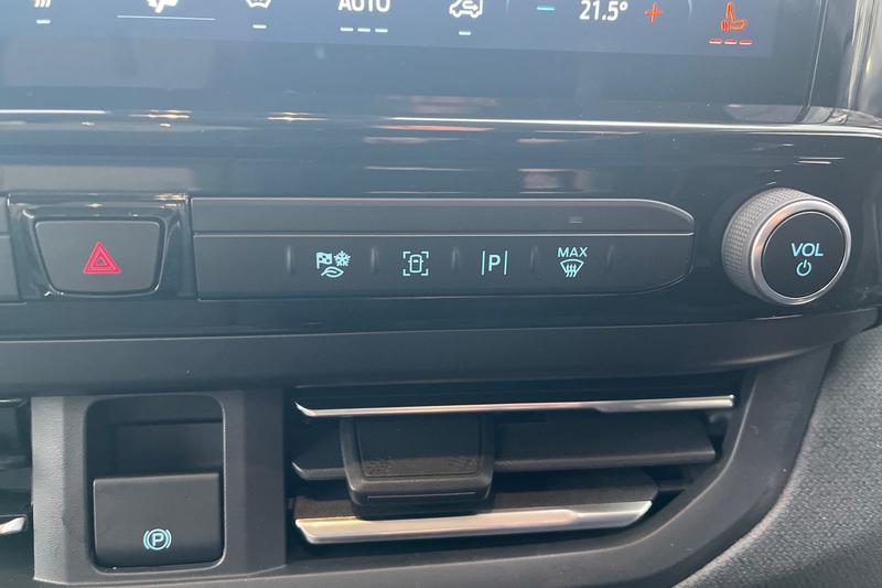 Used Ford Tourneo Custom 2025 for sale - 76545466: Photo 30