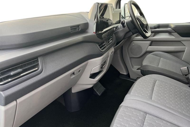 Used Ford Tourneo Custom 2025 for sale - 76545466: Photo 4