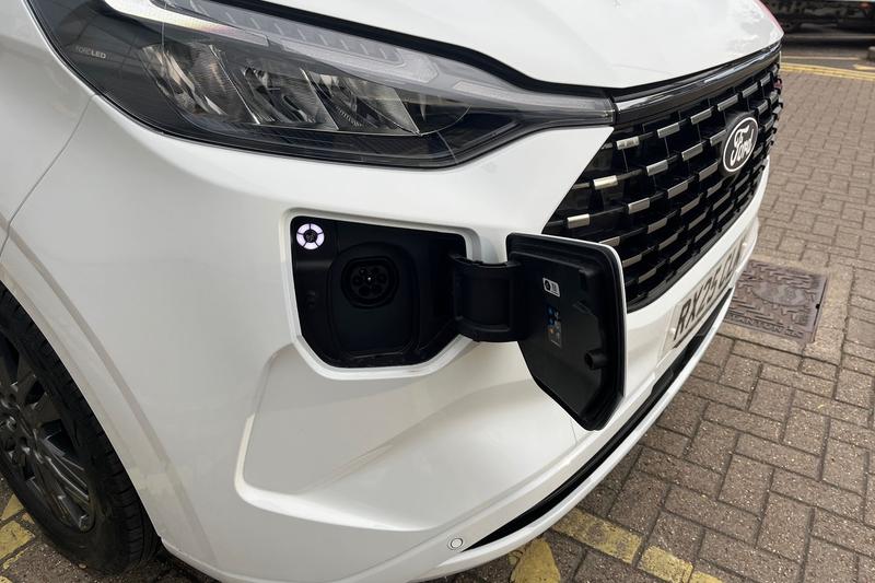 Used Ford Tourneo Custom 2025 for sale - 76545466: Photo 9