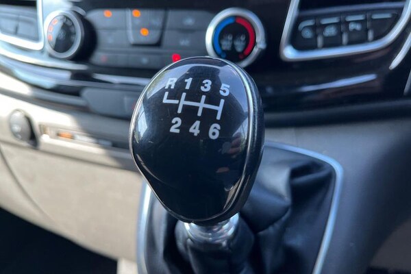 Used Ford Transit Custom 2023 for sale - 74320603: Photo 15