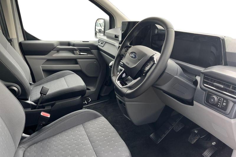 Used Ford Tourneo Custom 2025 for sale - 77117417: Photo 14