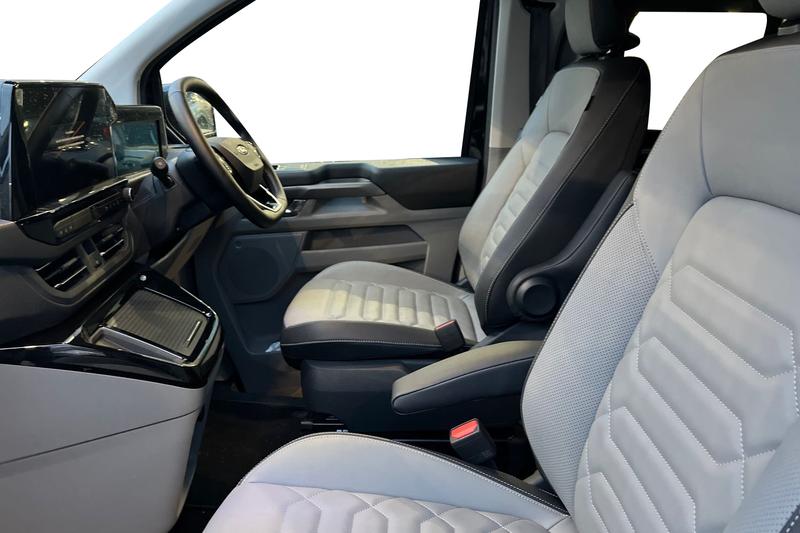 Used Ford Tourneo Custom 2025 for sale - 76568662: Photo 10