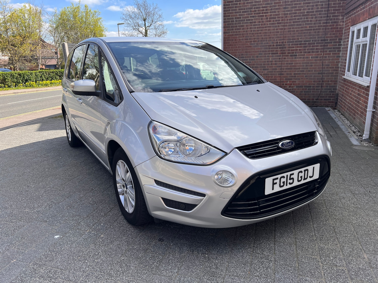 Used Ford S-Max 2015 for sale - 78117189: Photo 4