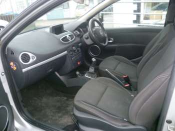 Used Renault Clio 2009 for sale - 73088016: Photo