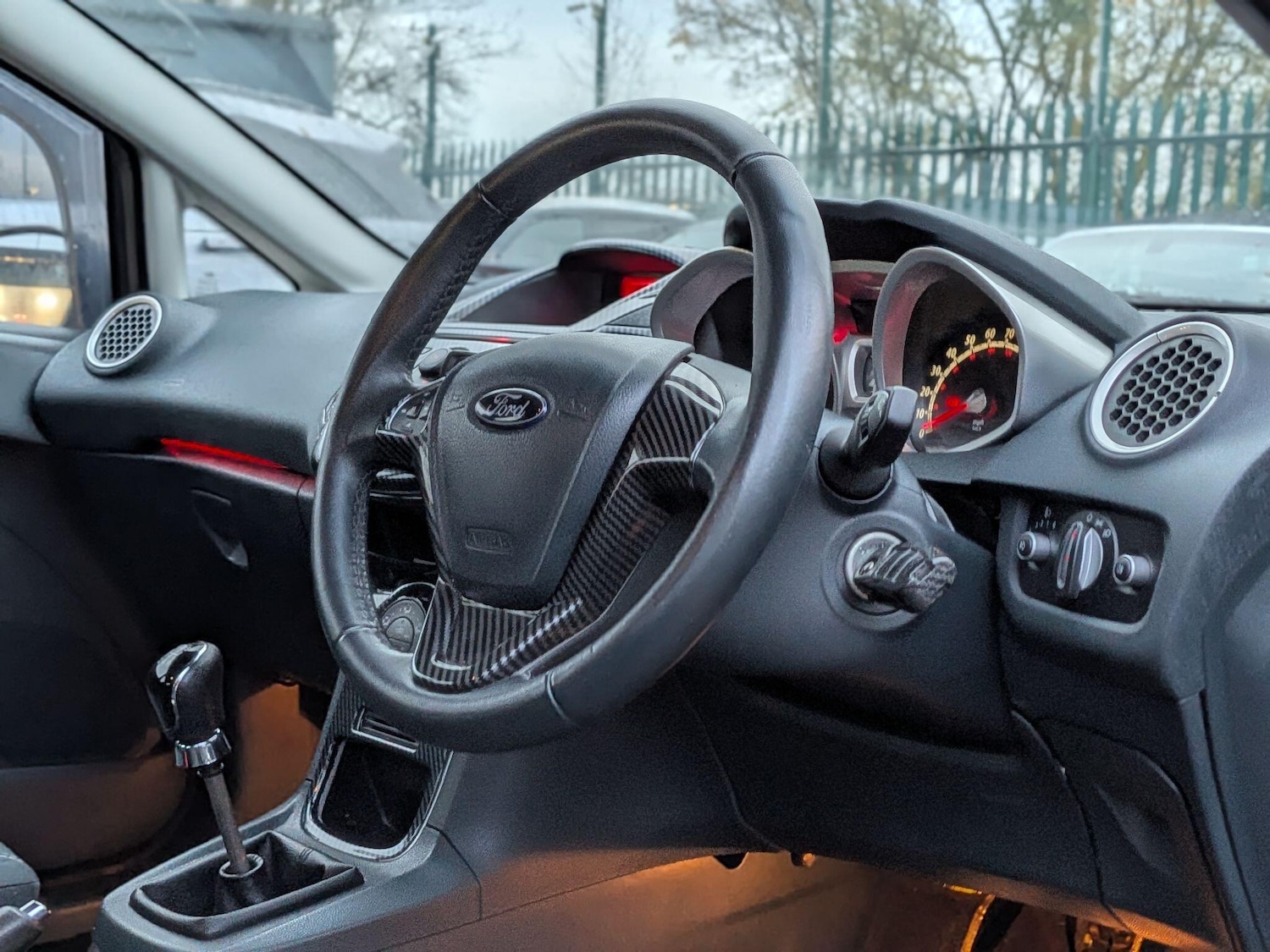 Used Ford Fiesta 2012 for sale - 76855972: Photo 2