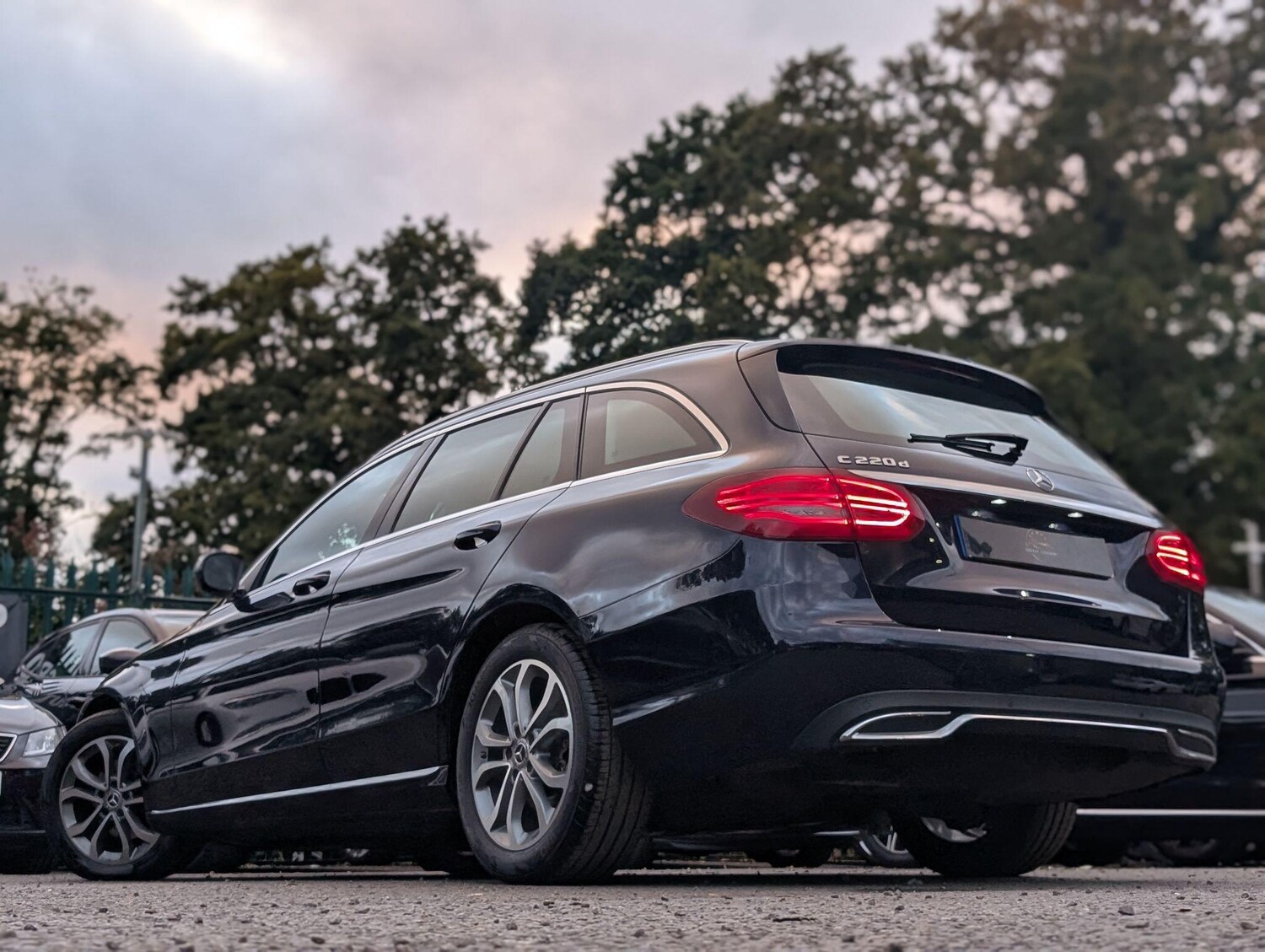 Used Mercedes-Benz C Class 2017 for sale - 77838935: Photo 10