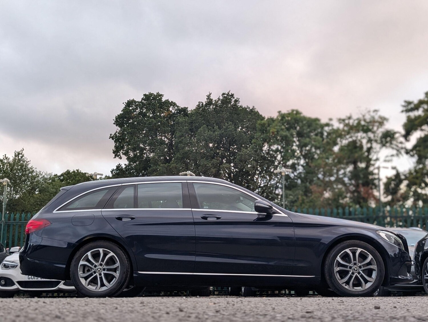 Used Mercedes-Benz C Class 2017 for sale - 77838935: Photo 13