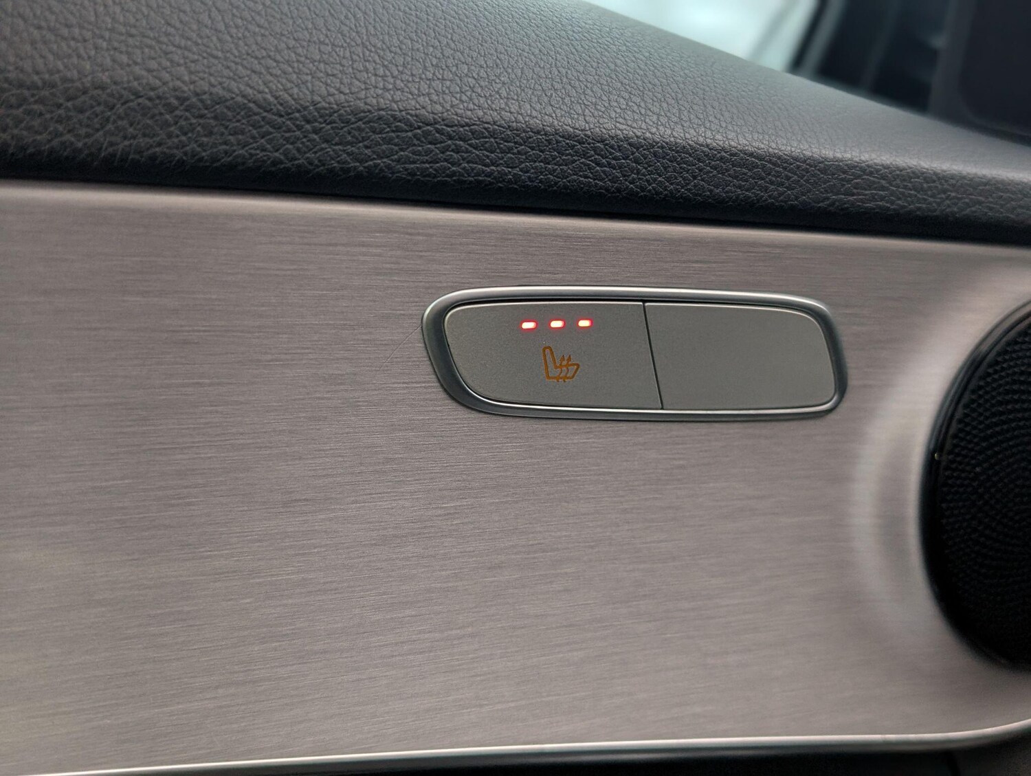 Used Mercedes-Benz C Class 2017 for sale - 77838935: Photo 32