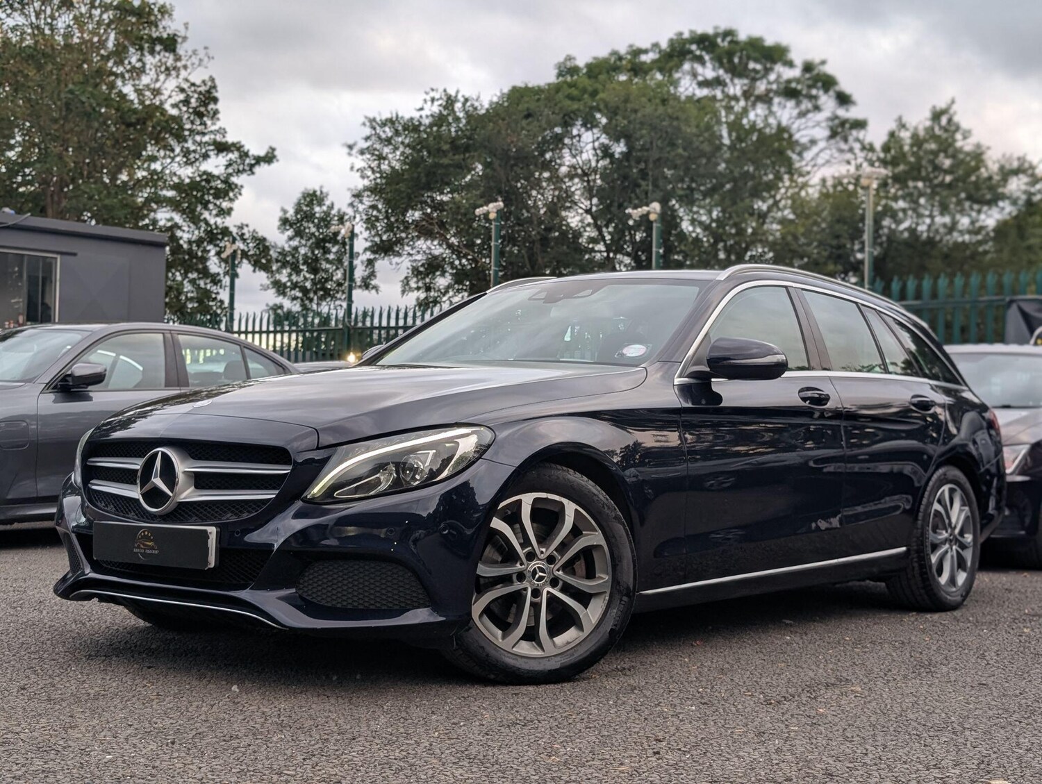 Used Mercedes-Benz C Class 2017 for sale - 77838935: Photo 5