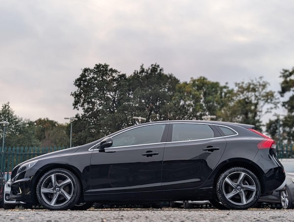 Used Volvo V40 2015 for sale - 76239146: Photo 12