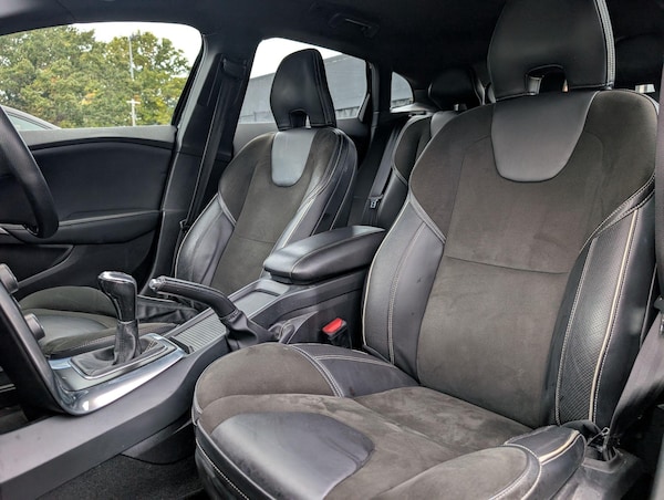 Used Volvo V40 2015 for sale - 76239146: Photo 19
