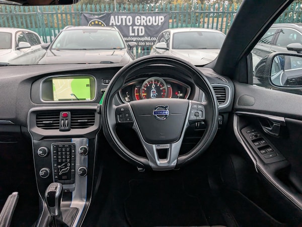 Used Volvo V40 2015 for sale - 76239146: Photo 31