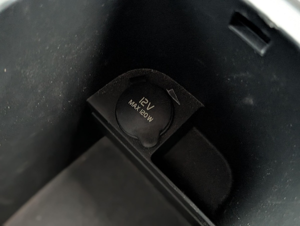 Used Volvo V40 2015 for sale - 76239146: Photo 49