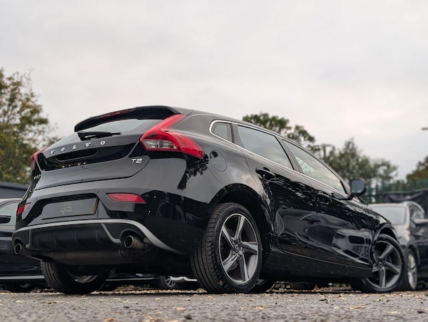 Used Volvo V40 2015 for sale - 76239146: Photo 8