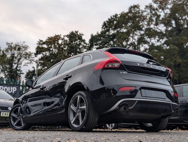 Used Volvo V40 2015 for sale - 76239146: Photo 9