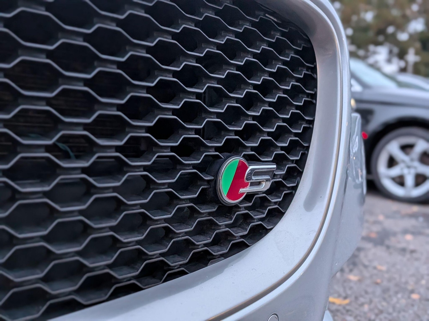 Used Jaguar XF 2017 for sale - 76360822: Photo 17