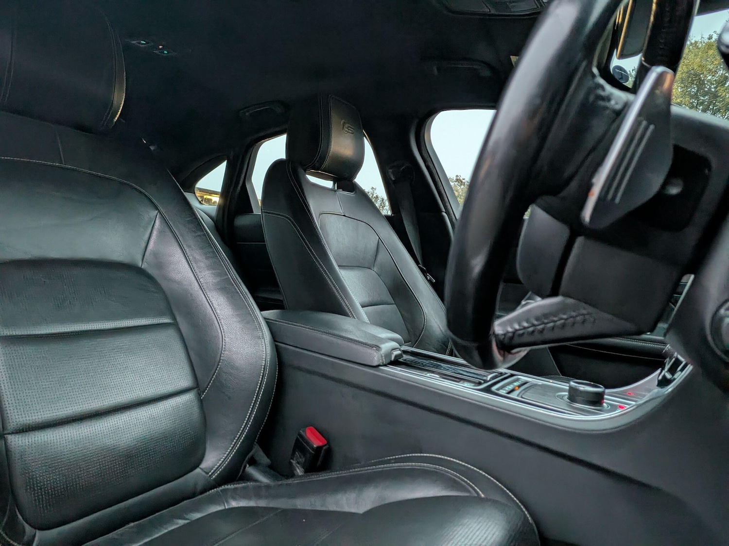 Used Jaguar XF 2017 for sale - 76360822: Photo 22