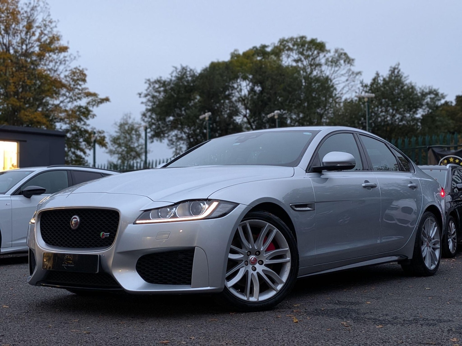 Used Jaguar XF 2017 for sale - 76360822: Photo 5