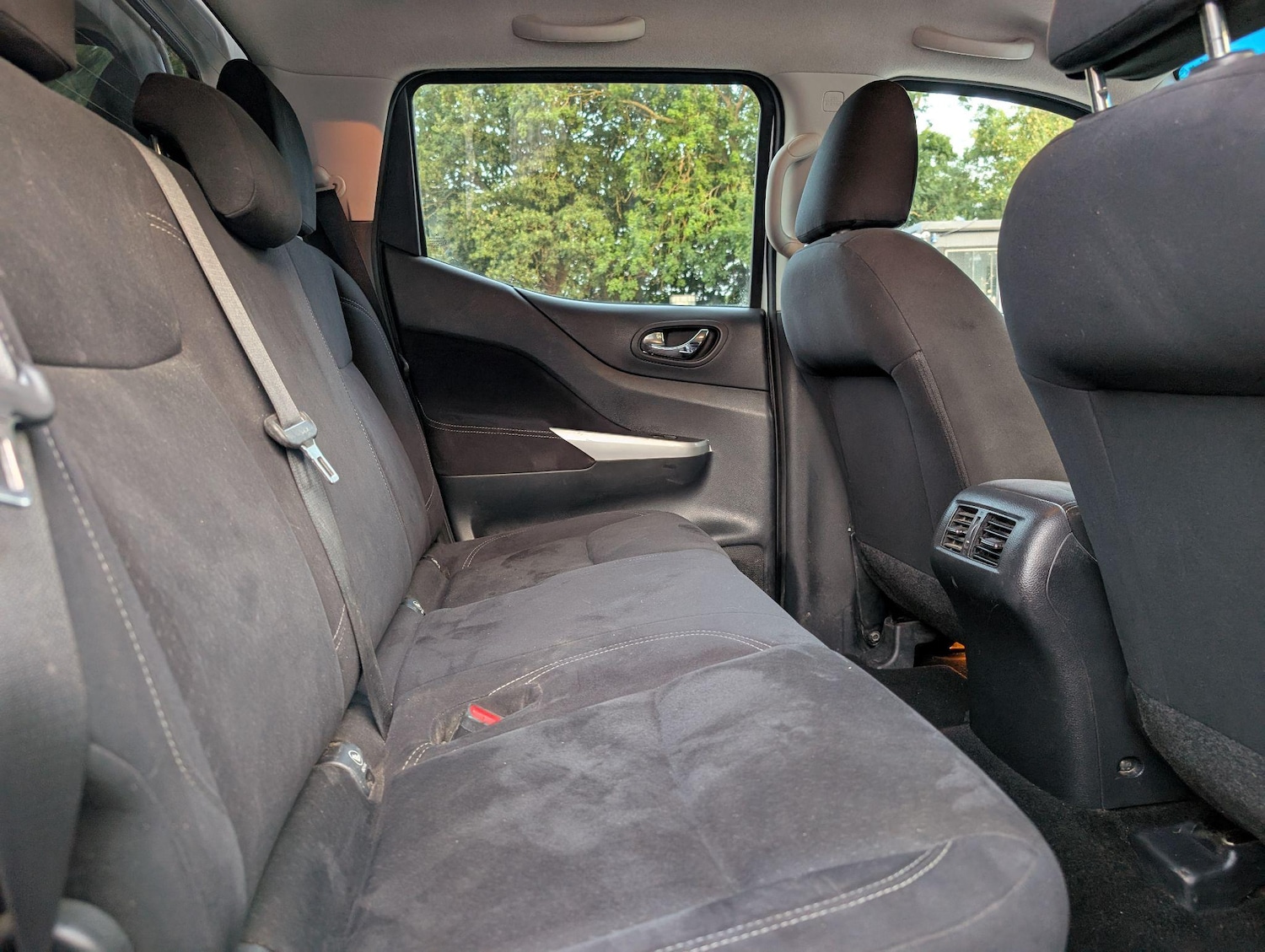 Used Nissan Navara 2017 for sale - 76166590: Photo 33