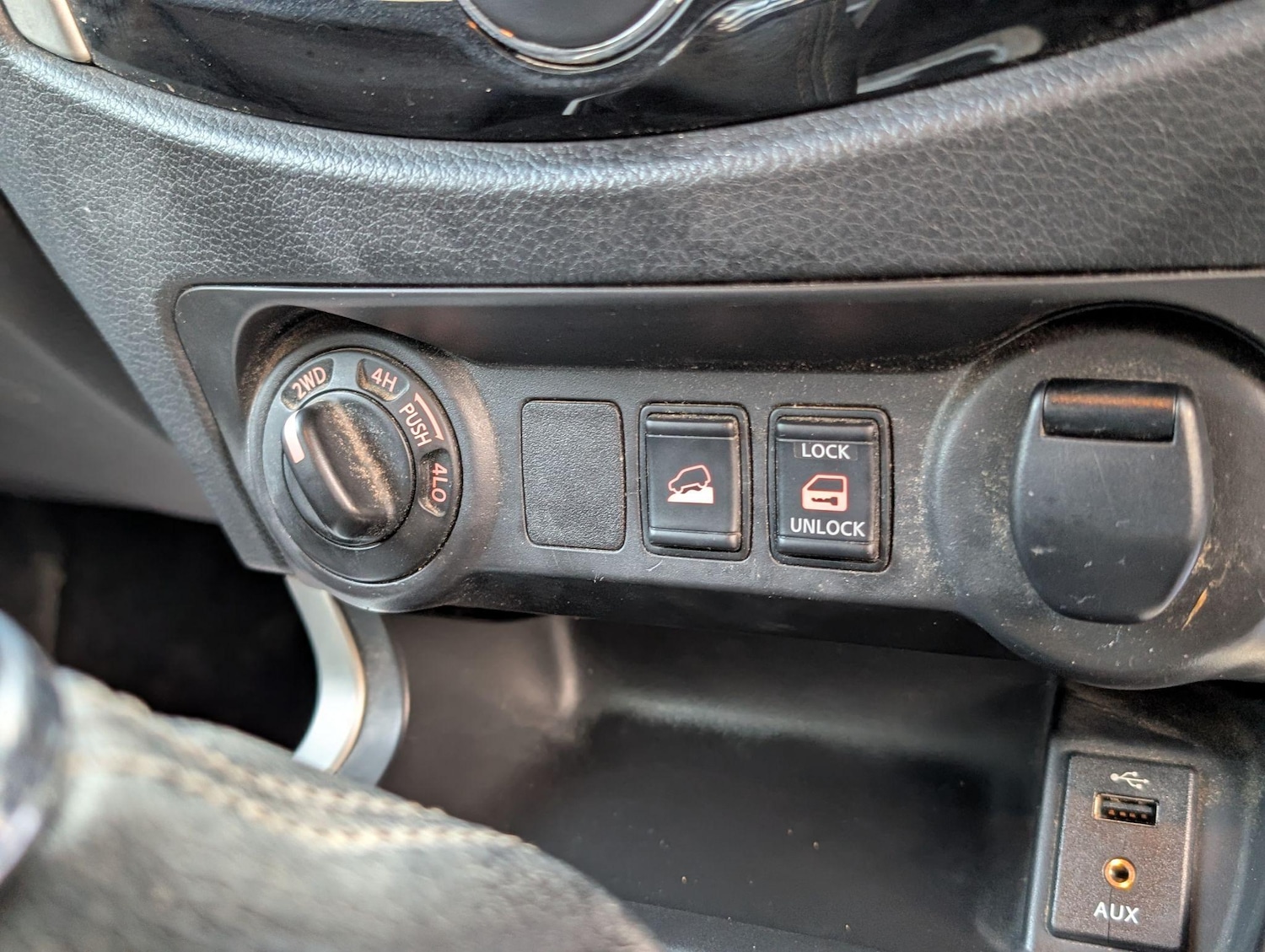 Used Nissan Navara 2017 for sale - 76166590: Photo 51