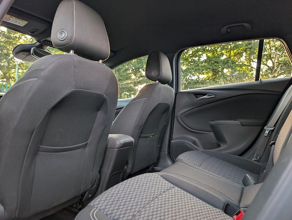 Used Vauxhall Astra 2017 for sale - 75082491: Photo 23