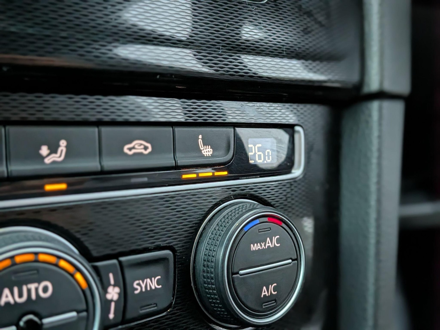 Used Volkswagen Golf 2016 for sale - 77049660: Photo 37