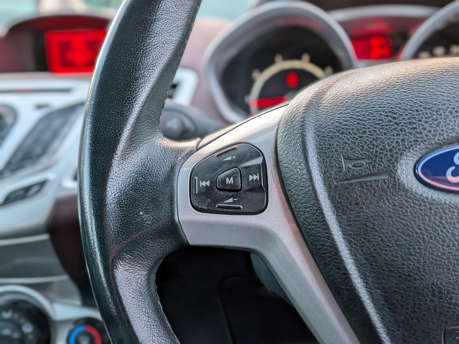 Used Ford Fiesta 2011 for sale - 77016524: Photo 19