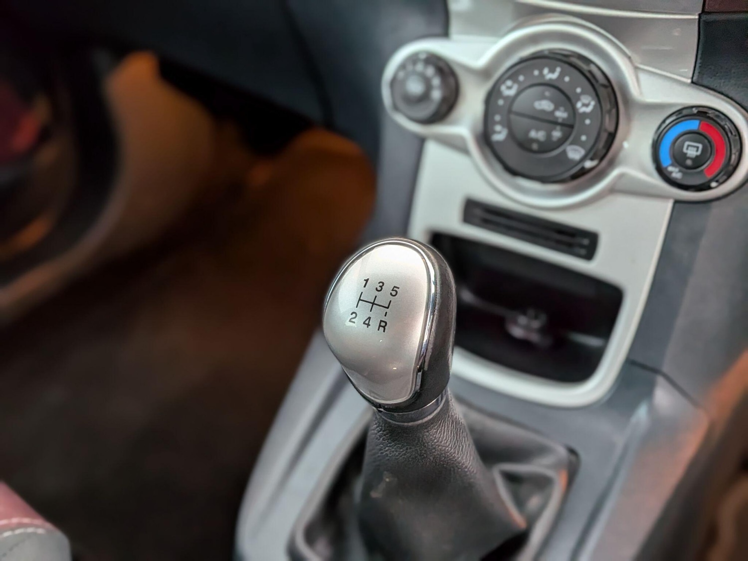 Used Ford Fiesta 2011 for sale - 77016524: Photo 25