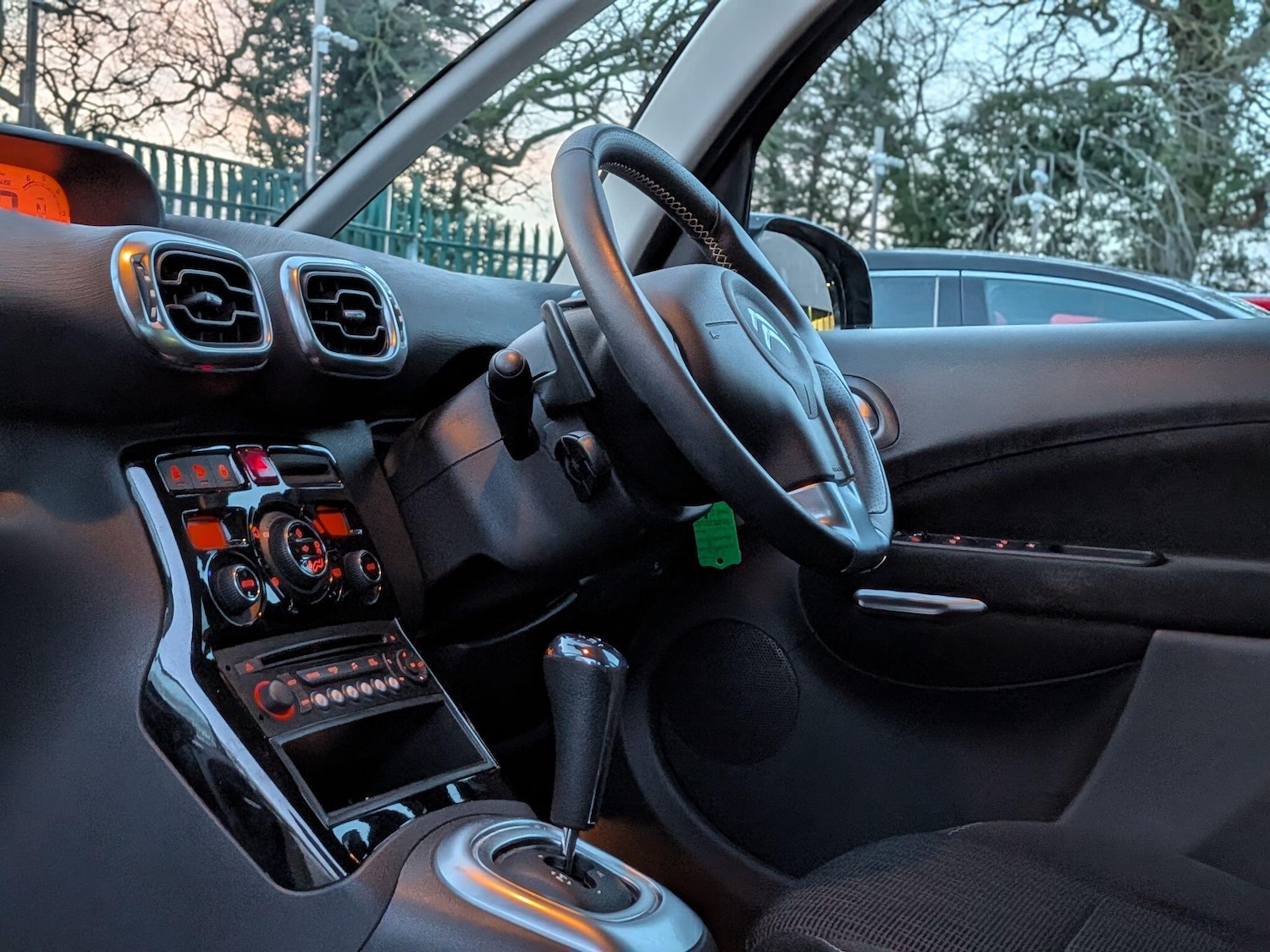 Used Citroen C3 Picasso 2013 for sale - 77376577: Photo 18