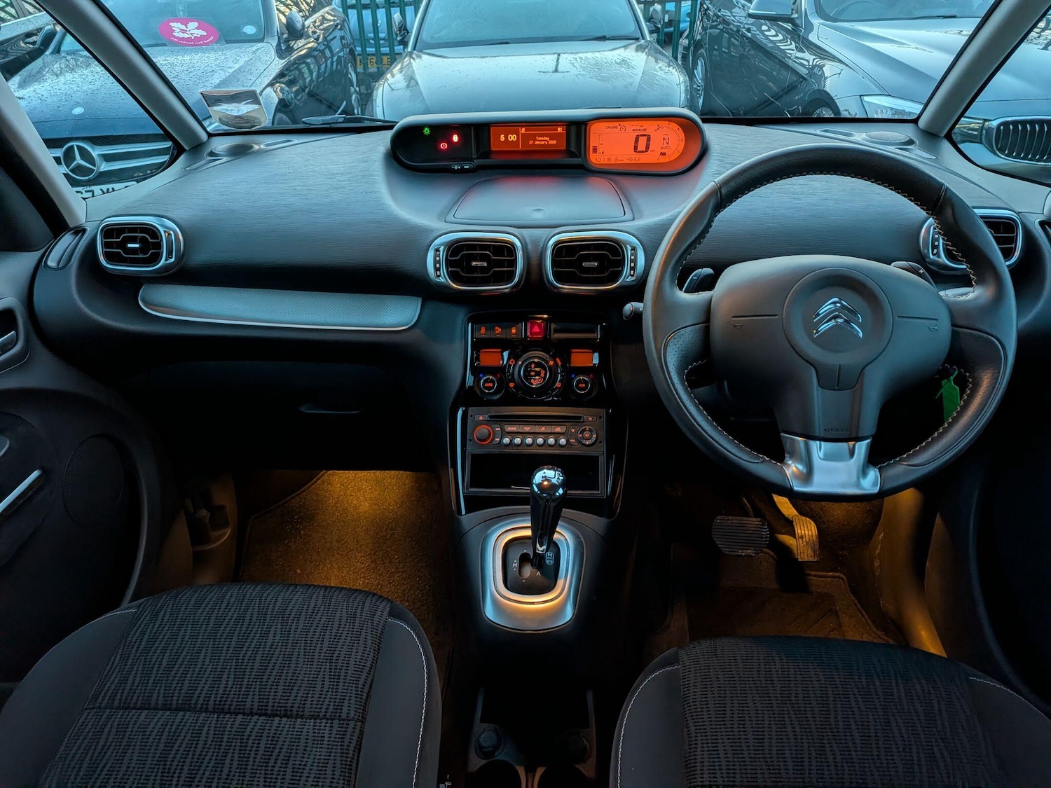 Used Citroen C3 Picasso 2013 for sale - 77376577: Photo 24