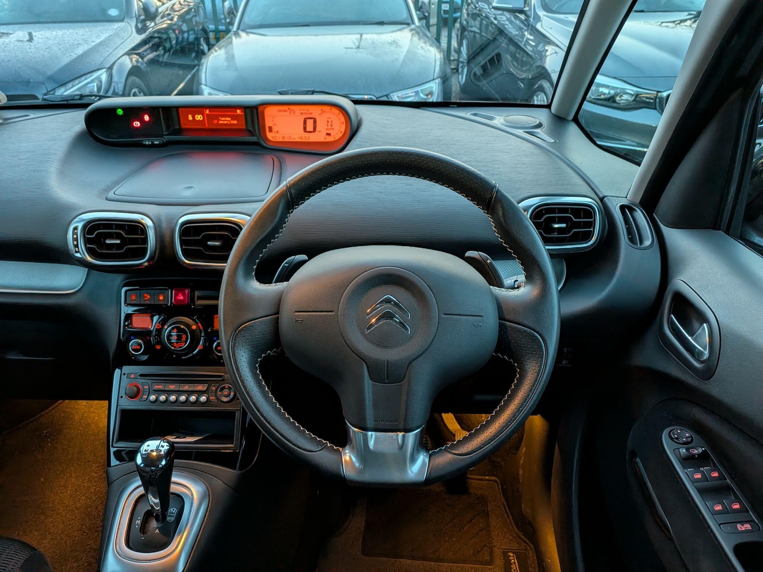 Used Citroen C3 Picasso 2013 for sale - 77376577: Photo 25