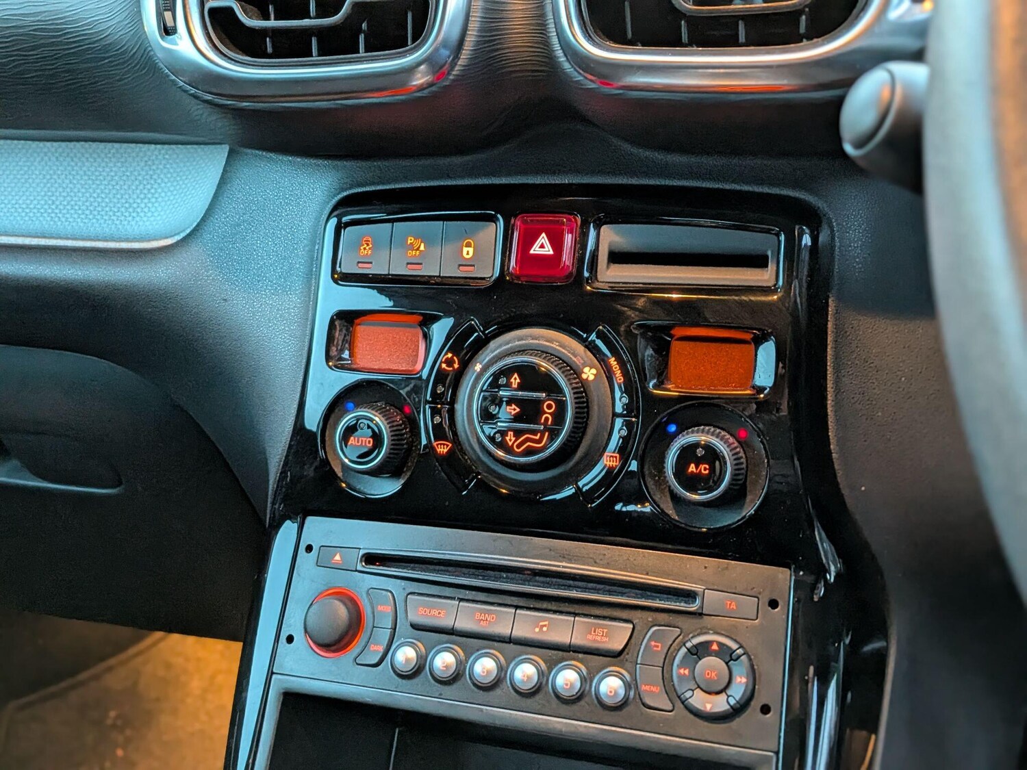 Used Citroen C3 Picasso 2013 for sale - 77376577: Photo 33